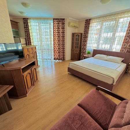 Dkapartments Chateau Valon 阳光海滩 外观 照片